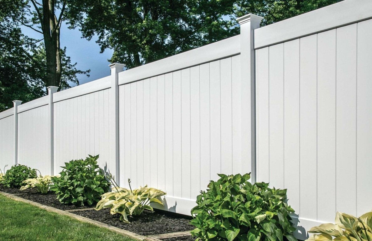 Quality vinyl fence installation in Cupertino, CA